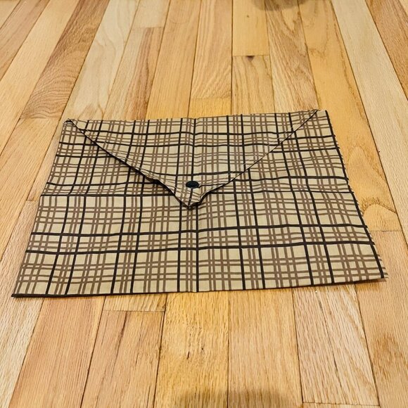 Vintage Women's Gucci Trench Coat Size 10 or 12 Made in Italy VERY RARE - Picture 10 of 16